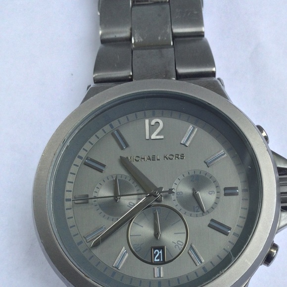 Michael Kors Dylan Chronograph  Men’s Watch - Picture 2 of 4